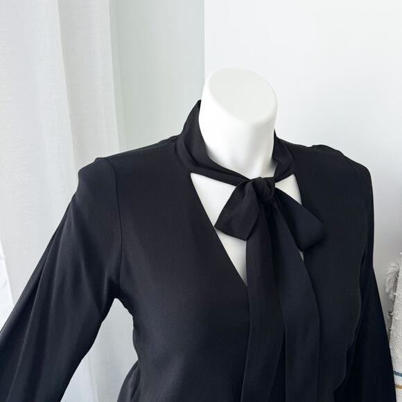 Alexis Black Bow Tie Neck Long Sleeves Classy Pullover Blouse Women’s Size Large - Picture 2 of 9